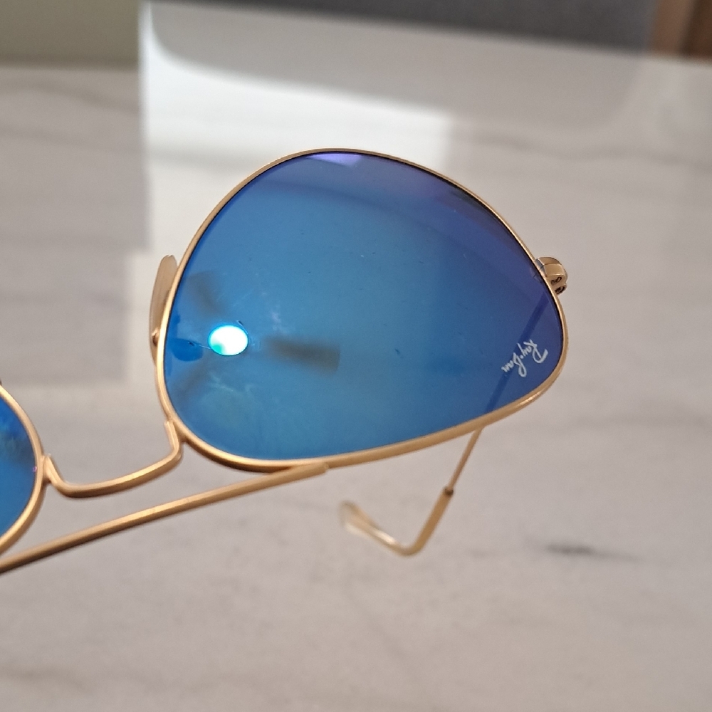 Ray-Ban Aviator Gold Frame Blue Mirror Lens Sunglasses - Picture 3 of 4